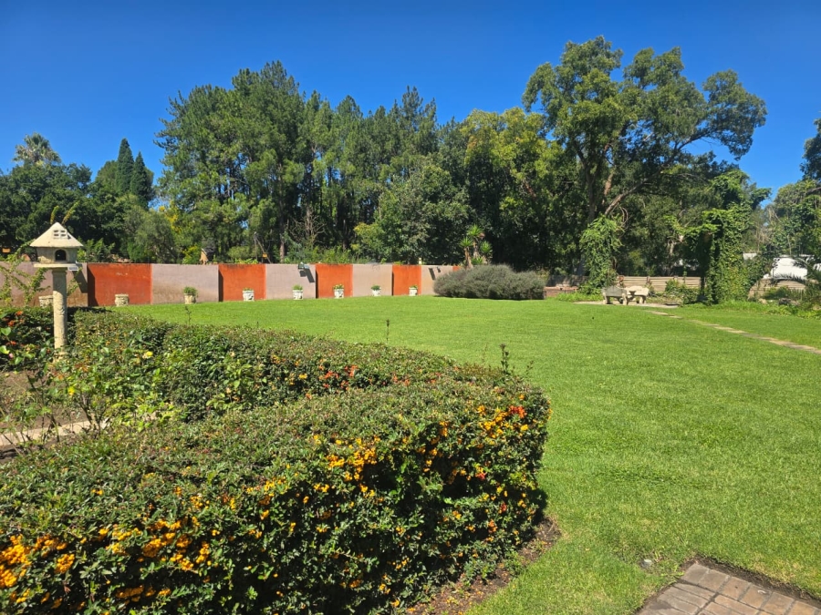 4 Bedroom Property for Sale in Three Rivers Proper Gauteng