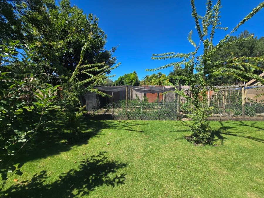 4 Bedroom Property for Sale in Three Rivers Proper Gauteng