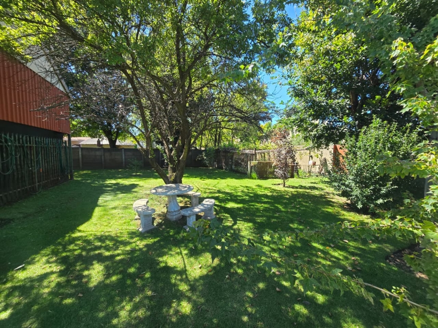 4 Bedroom Property for Sale in Three Rivers Proper Gauteng