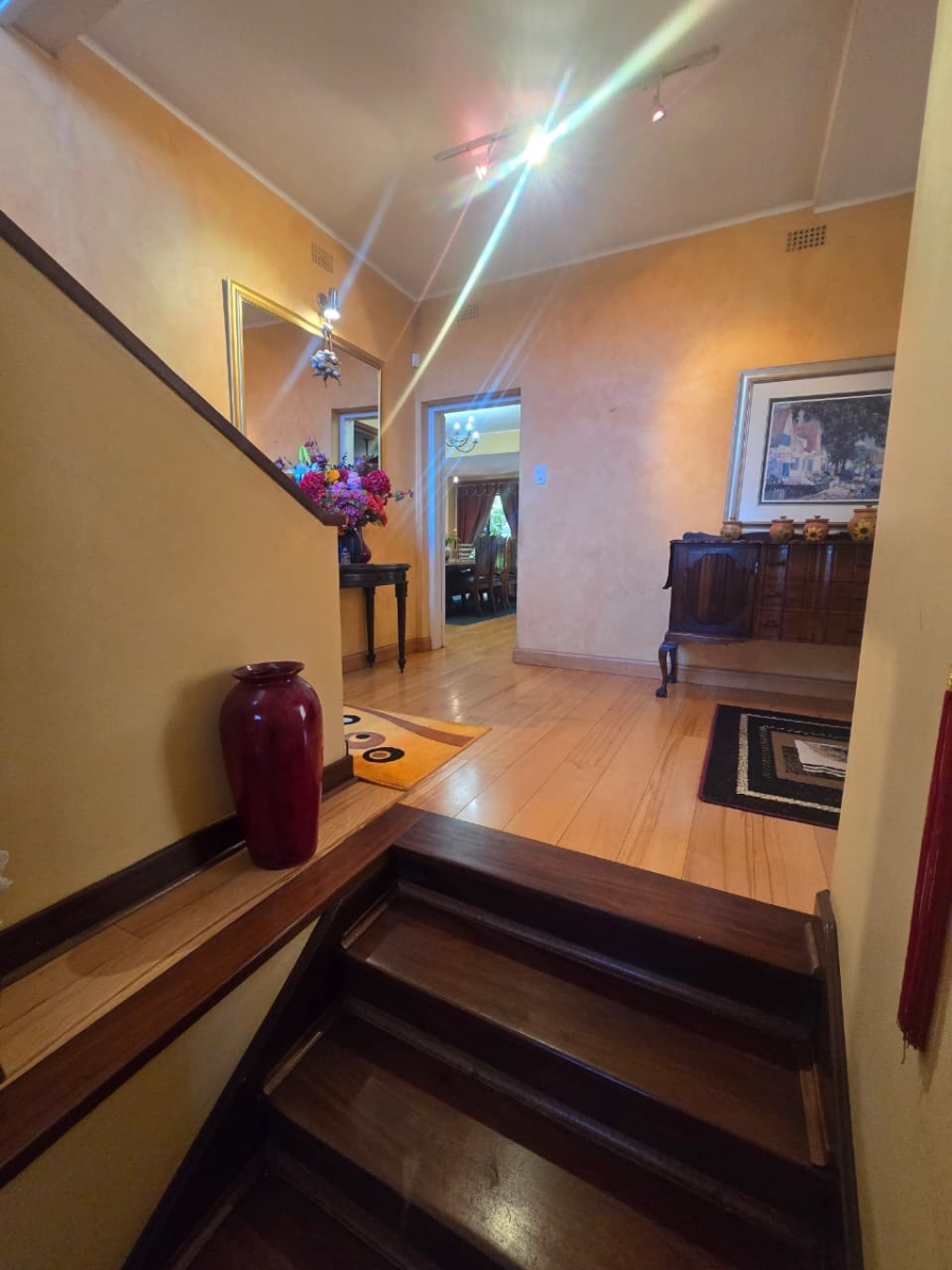 4 Bedroom Property for Sale in Three Rivers Proper Gauteng