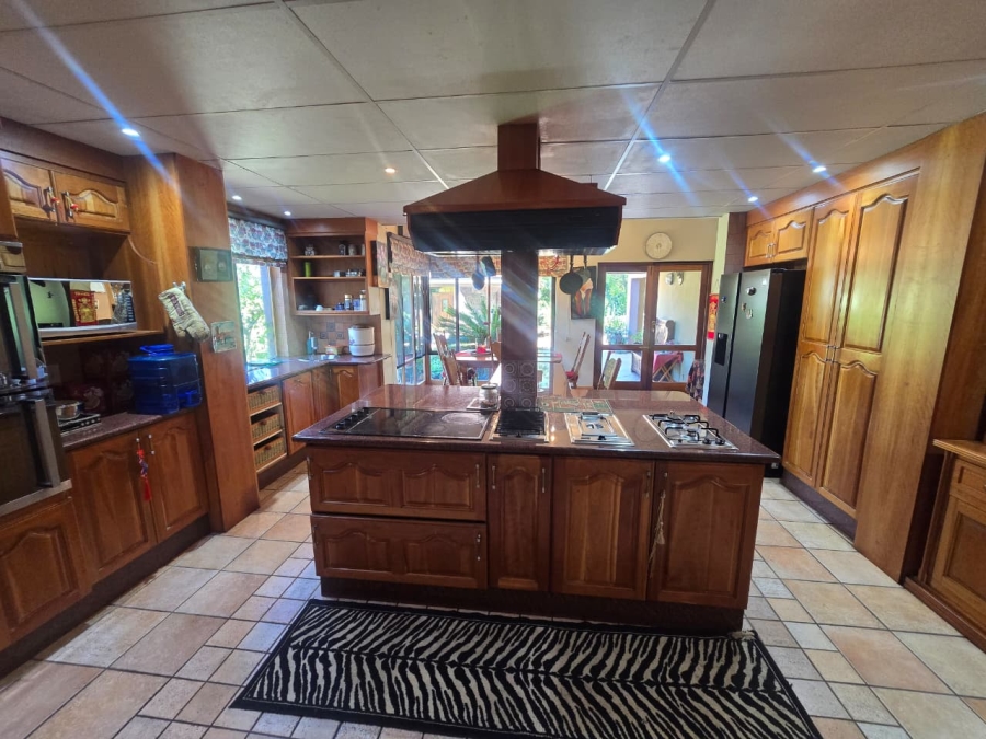 4 Bedroom Property for Sale in Three Rivers Proper Gauteng