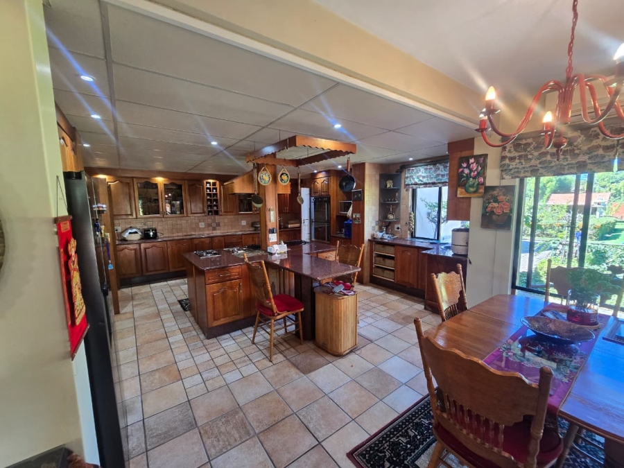 4 Bedroom Property for Sale in Three Rivers Proper Gauteng