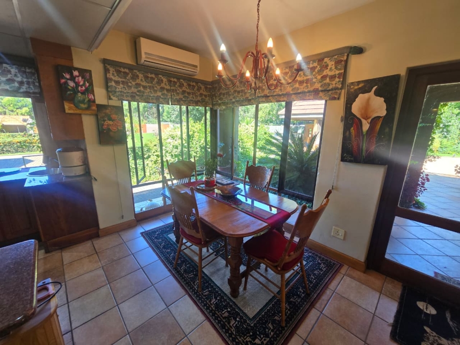 4 Bedroom Property for Sale in Three Rivers Proper Gauteng