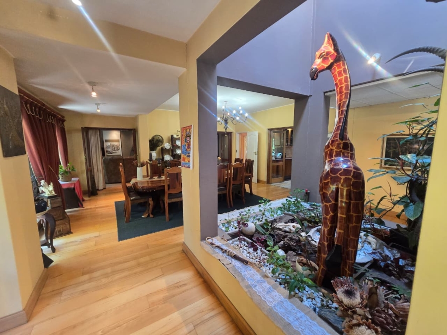 4 Bedroom Property for Sale in Three Rivers Proper Gauteng