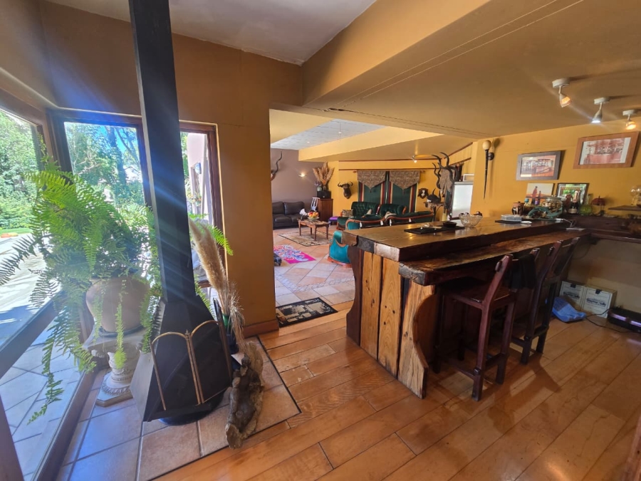 4 Bedroom Property for Sale in Three Rivers Proper Gauteng