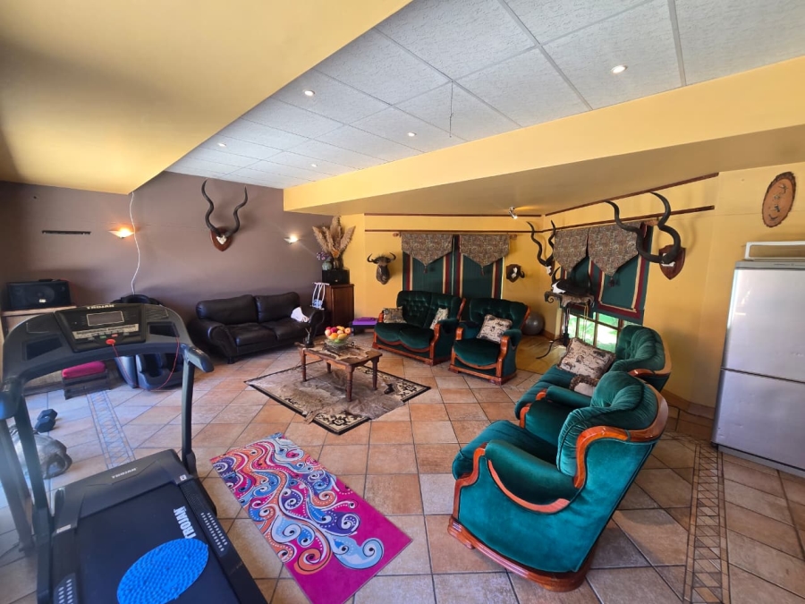 4 Bedroom Property for Sale in Three Rivers Proper Gauteng