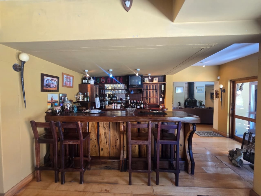 4 Bedroom Property for Sale in Three Rivers Proper Gauteng