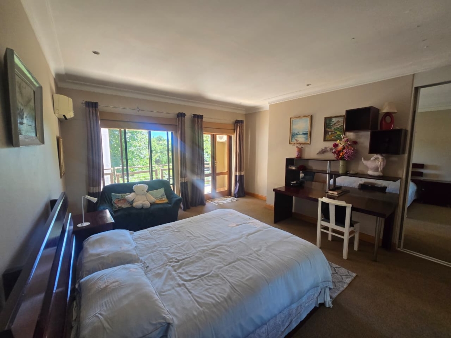 4 Bedroom Property for Sale in Three Rivers Proper Gauteng