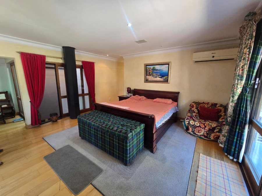 4 Bedroom Property for Sale in Three Rivers Proper Gauteng