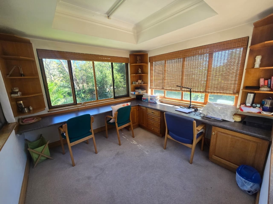 4 Bedroom Property for Sale in Three Rivers Proper Gauteng