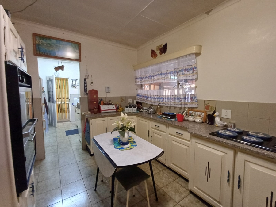 4 Bedroom Property for Sale in Vanderbijlpark Sw 2 Gauteng