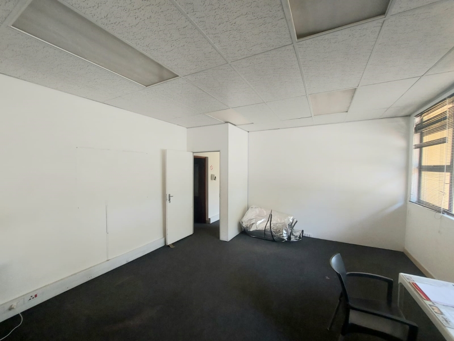 To Let commercial Property for Rent in North Riding Gauteng