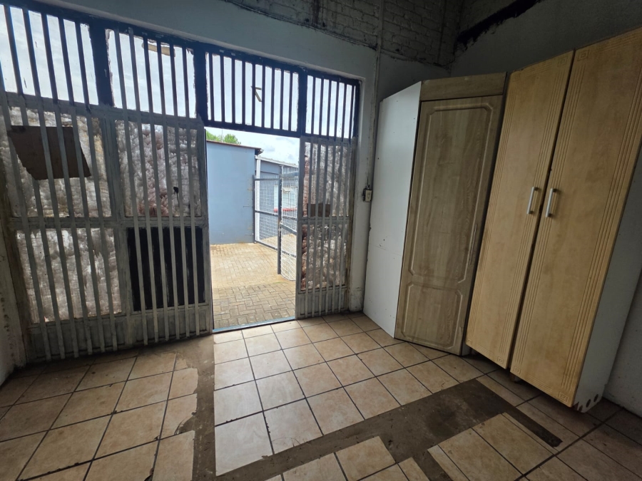 To Let commercial Property for Rent in Blesboklaagte Gauteng