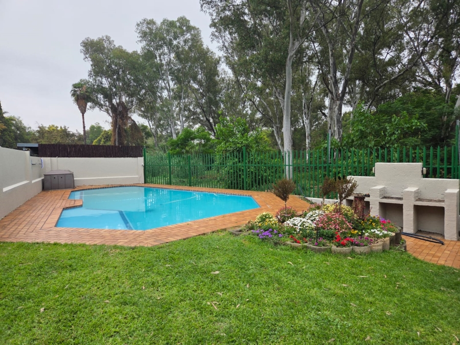 2 Bedroom Property for Sale in Jukskei Park Gauteng