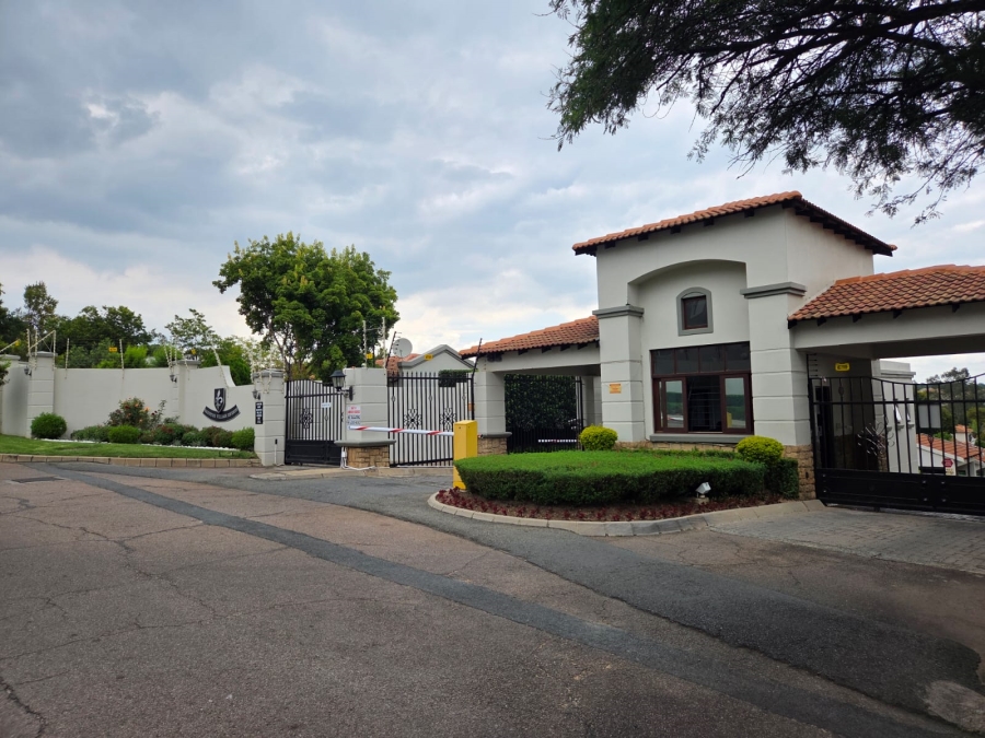 2 Bedroom Property for Sale in Paulshof Gauteng