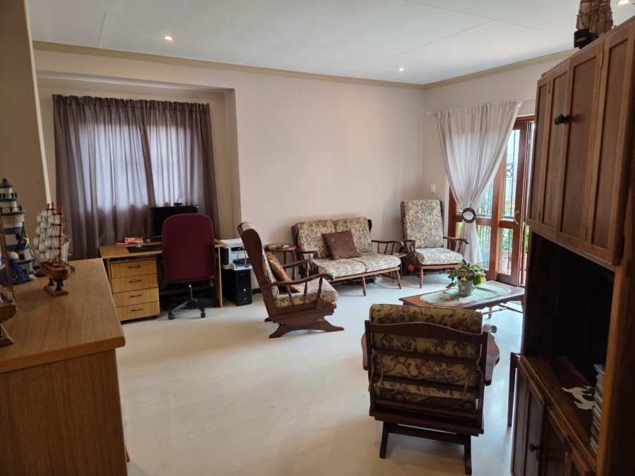 2 Bedroom Property for Sale in Paulshof Gauteng