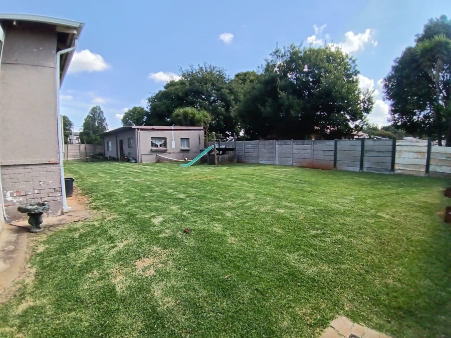 3 Bedroom Property for Sale in Brakpan Central Gauteng