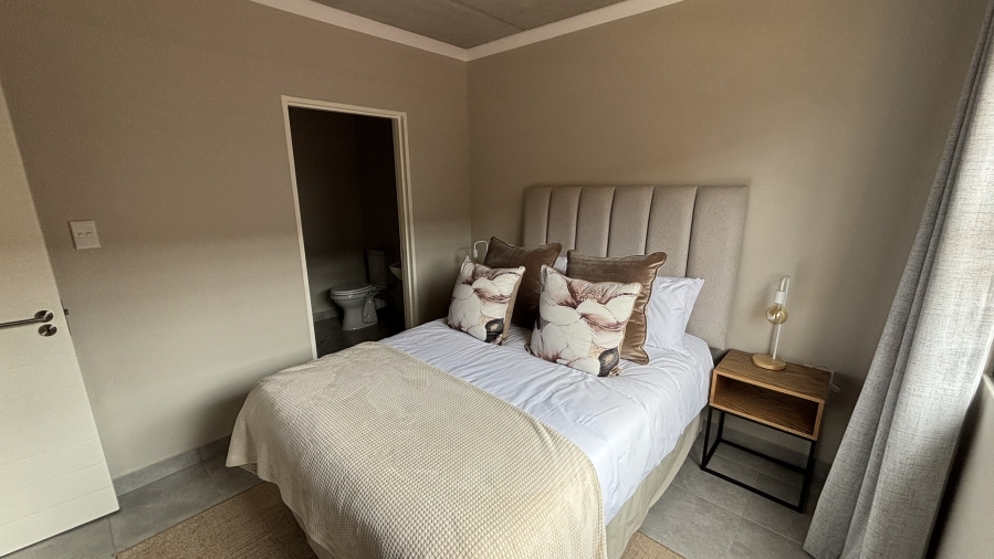 2 Bedroom Property for Sale in Sinoville Gauteng