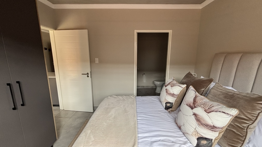 2 Bedroom Property for Sale in Sinoville Gauteng