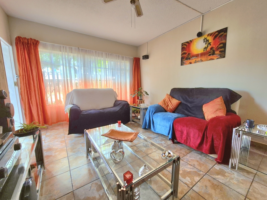 2 Bedroom Property for Sale in Brakpan Central Gauteng