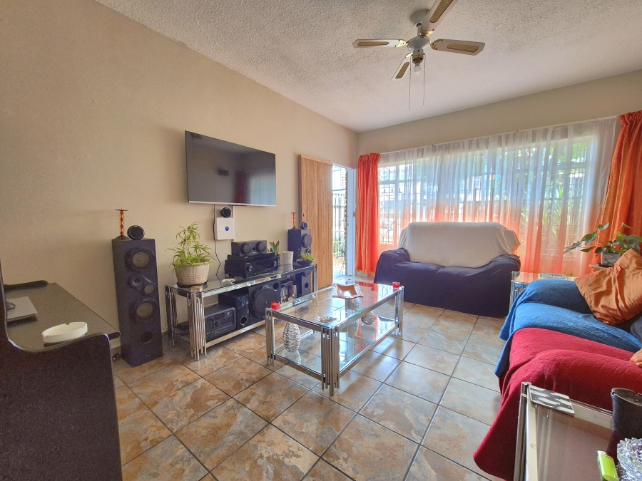 2 Bedroom Property for Sale in Brakpan Central Gauteng