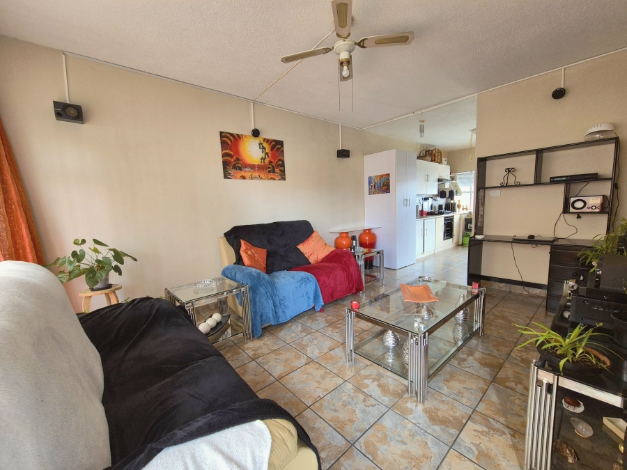 2 Bedroom Property for Sale in Brakpan Central Gauteng