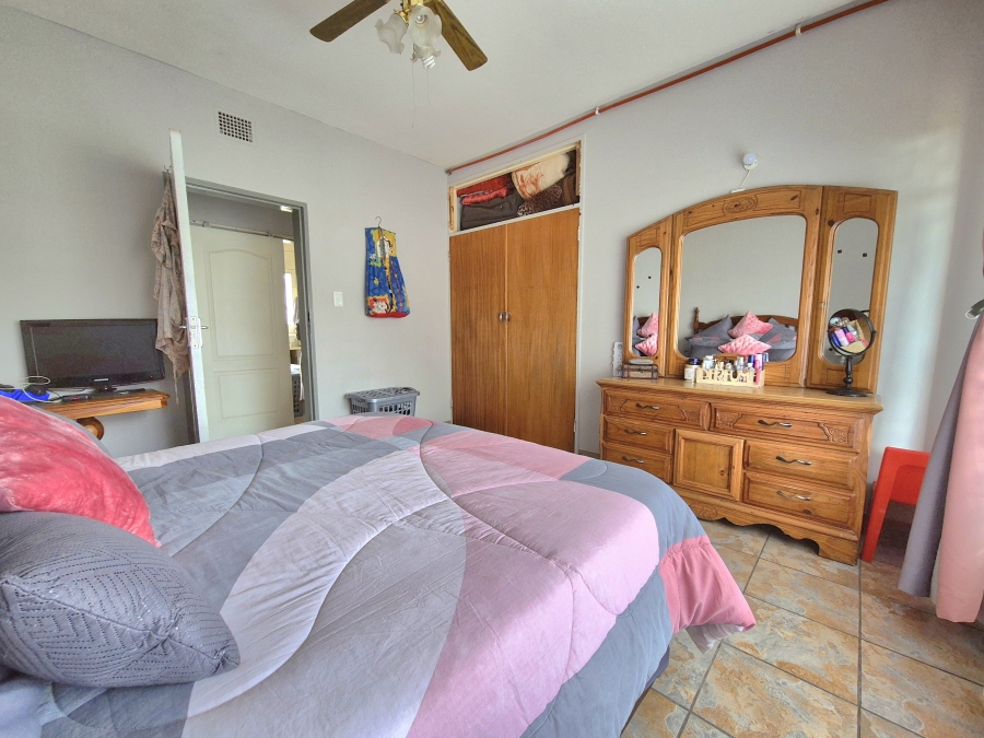 2 Bedroom Property for Sale in Brakpan Central Gauteng