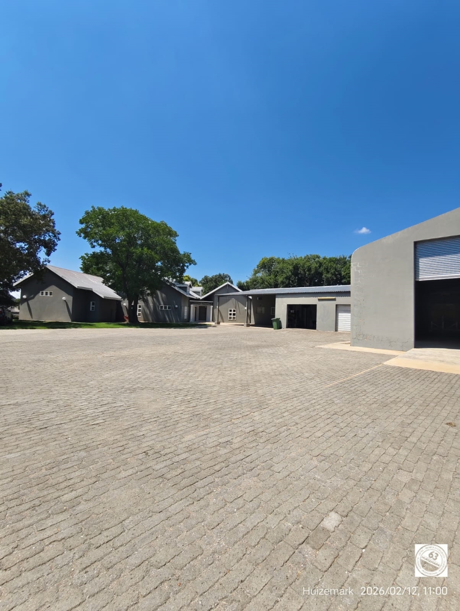 5 Bedroom Property for Sale in Riverside Gauteng