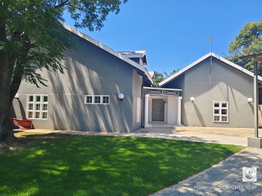 5 Bedroom Property for Sale in Riverside Gauteng