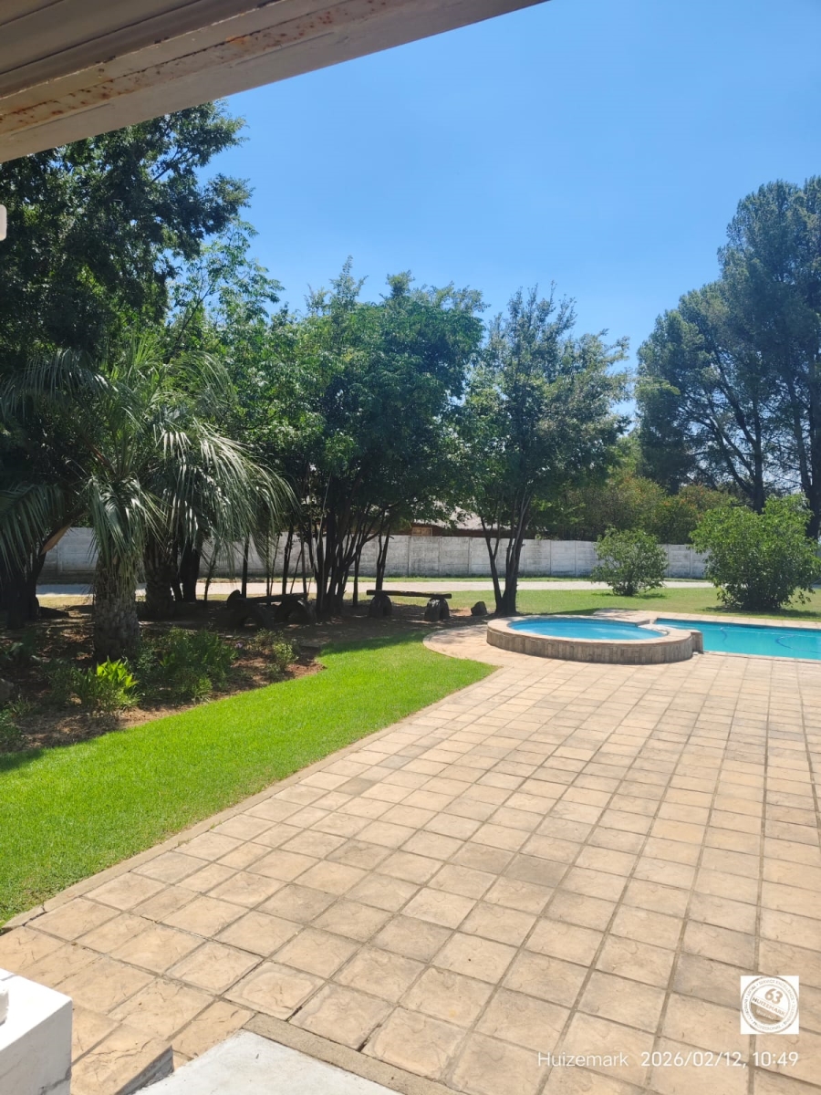5 Bedroom Property for Sale in Riverside Gauteng