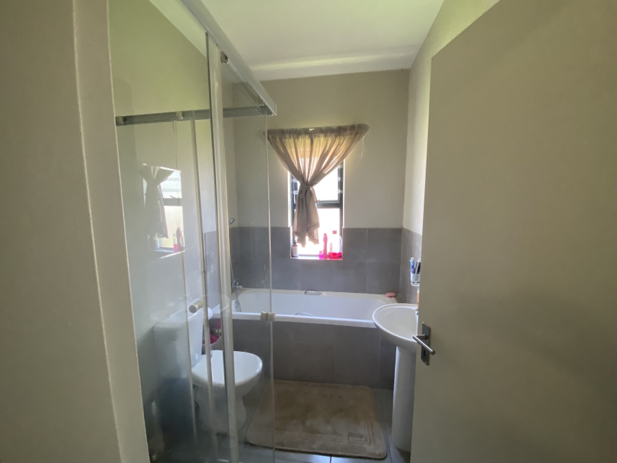 2 Bedroom Property for Sale in Rynfield Gauteng