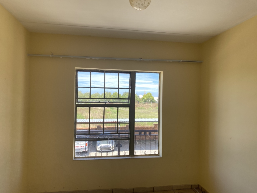 2 Bedroom Property for Sale in Ravenswood Gauteng