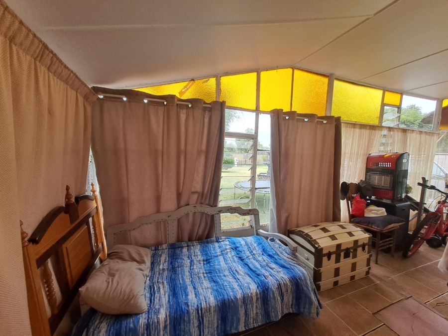 3 Bedroom Property for Sale in Rothdene Gauteng
