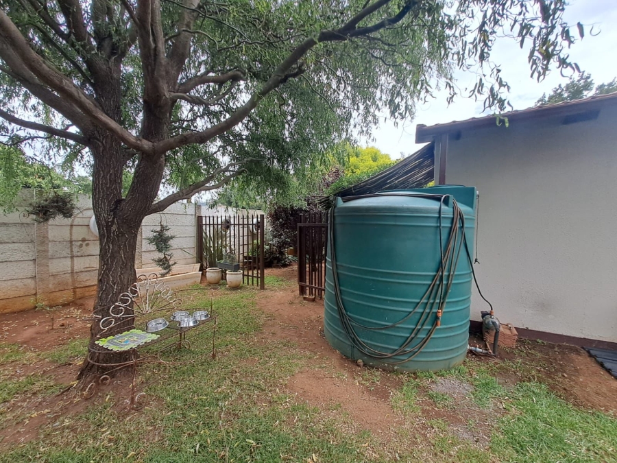 3 Bedroom Property for Sale in Rothdene Gauteng