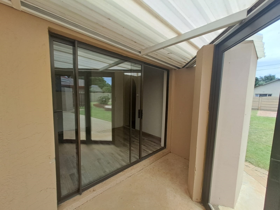3 Bedroom Property for Sale in Sonland Park Gauteng