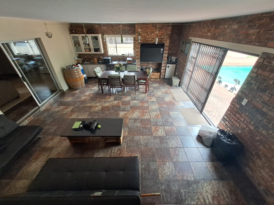 3 Bedroom Property for Sale in Three Rivers East Gauteng
