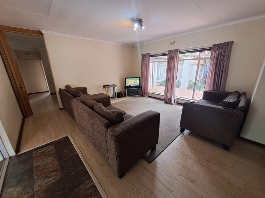 3 Bedroom Property for Sale in Three Rivers East Gauteng