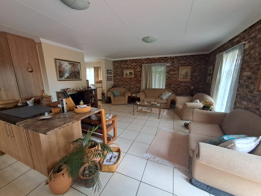 3 Bedroom Property for Sale in Three Rivers East Gauteng