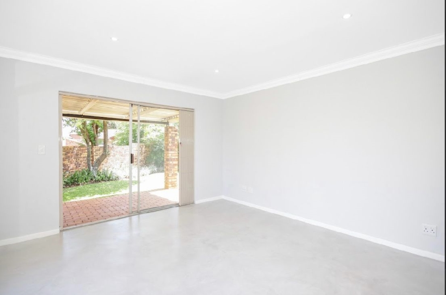 2 Bedroom Property for Sale in Paulshof Gauteng