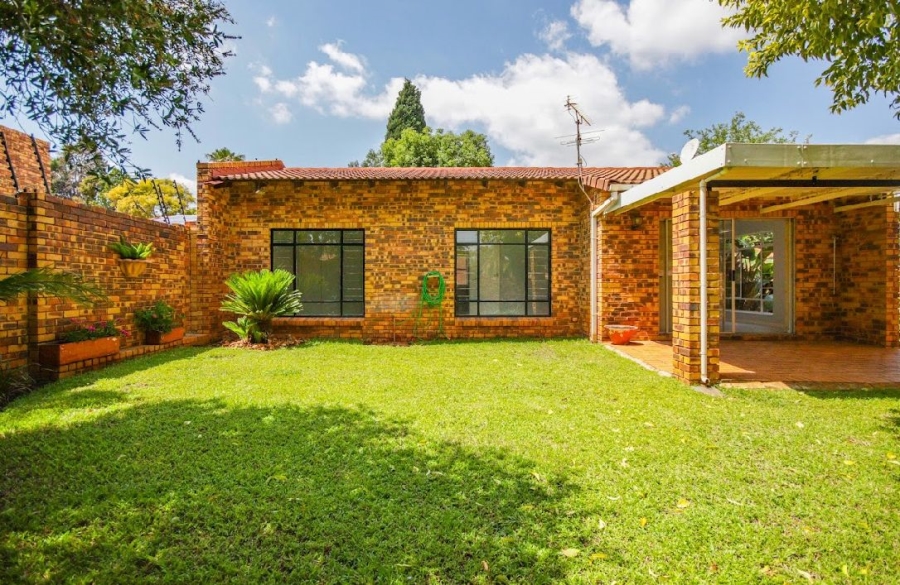 2 Bedroom Property for Sale in Paulshof Gauteng
