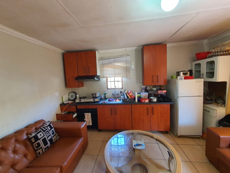 2 Bedroom Property for Sale in Kaalfontein Gauteng
