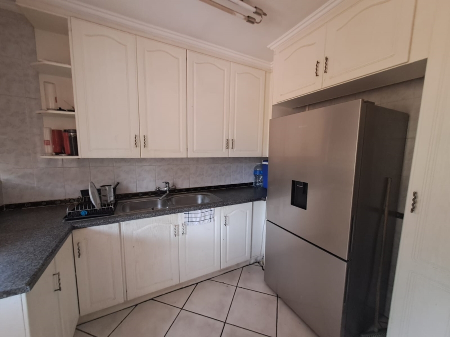 5 Bedroom Property for Sale in Arcon Park Gauteng