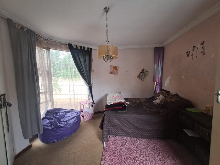 5 Bedroom Property for Sale in Arcon Park Gauteng