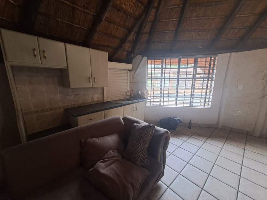 5 Bedroom Property for Sale in Arcon Park Gauteng