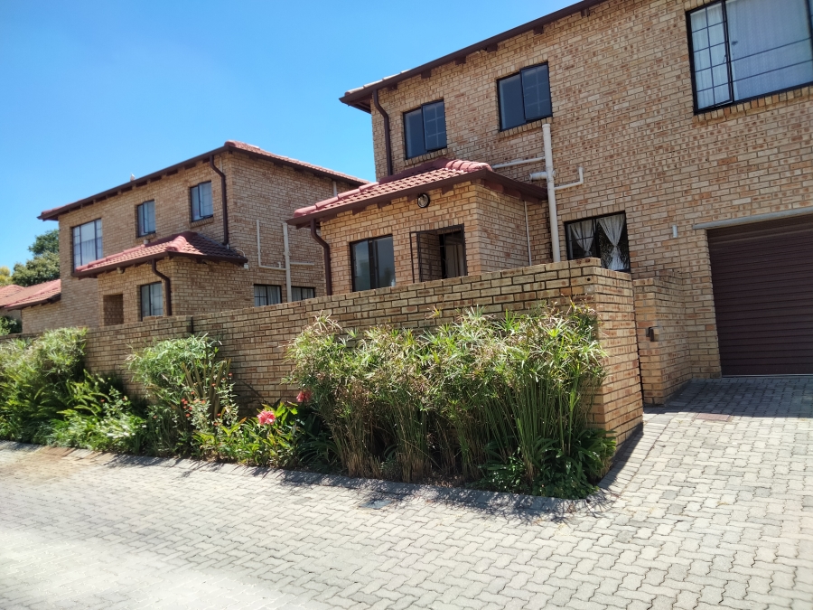 3 Bedroom Property for Sale in Randpark Ridge Gauteng