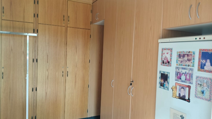 3 Bedroom Property for Sale in Dalview Gauteng