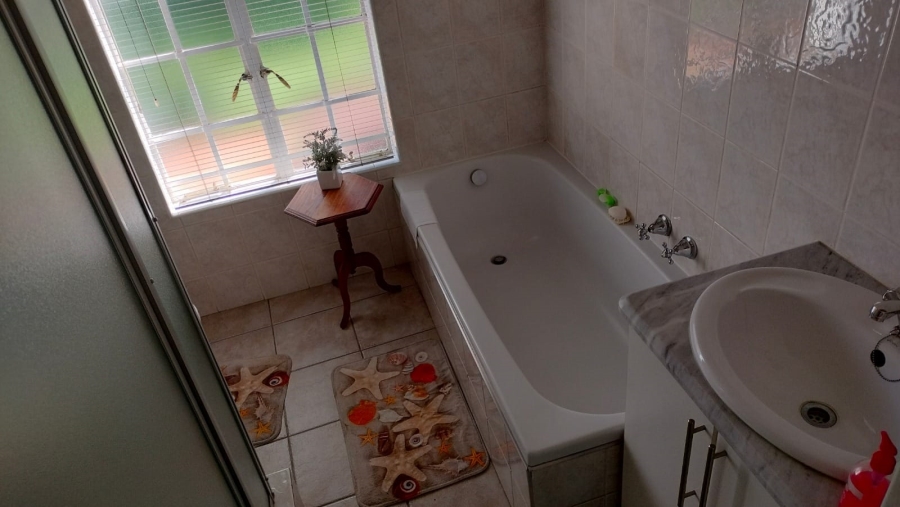 3 Bedroom Property for Sale in Dalview Gauteng