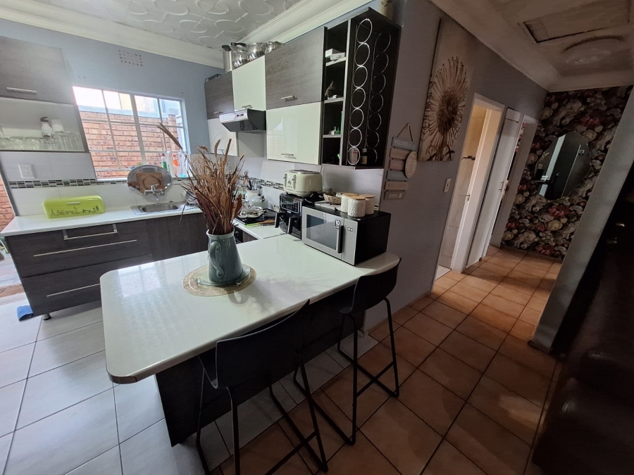 2 Bedroom Property for Sale in Sunair Park Gauteng