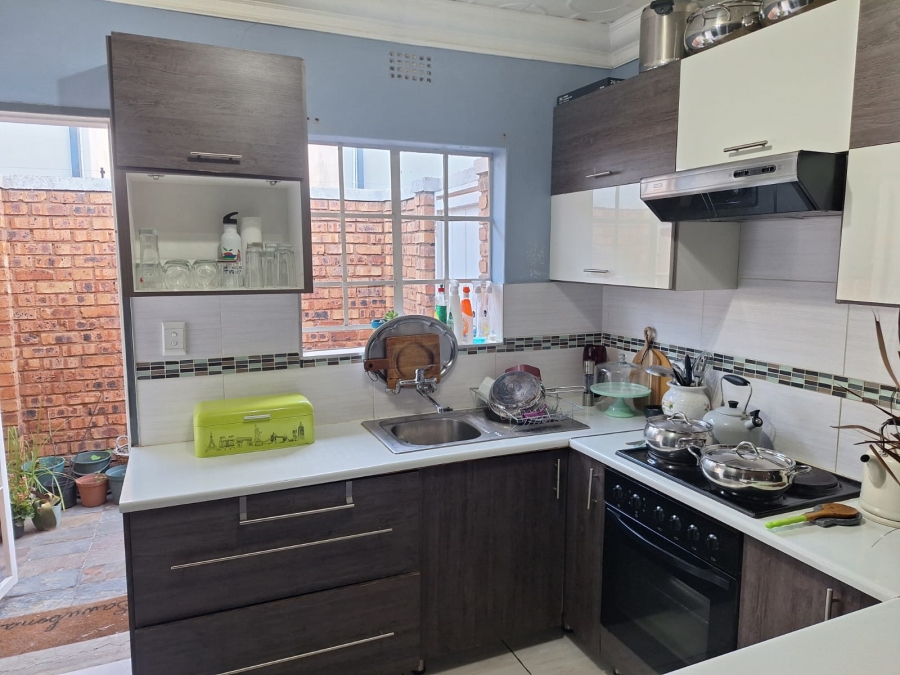 2 Bedroom Property for Sale in Sunair Park Gauteng