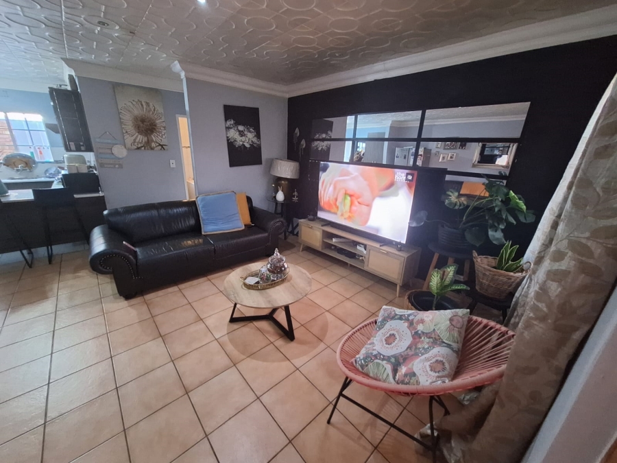 2 Bedroom Property for Sale in Sunair Park Gauteng